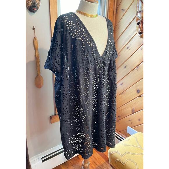 Oversized Black Abstract Cutout Beach Coverup Dress - Picture 3 of 8